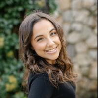 Eliana Samuels transferred to YU from Columbia University